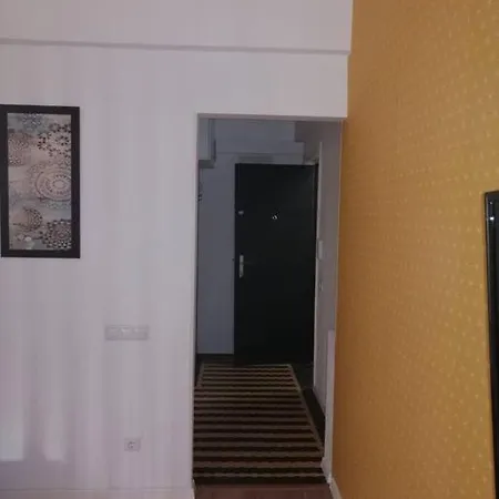 Cozy Up * 부쿠레슈티