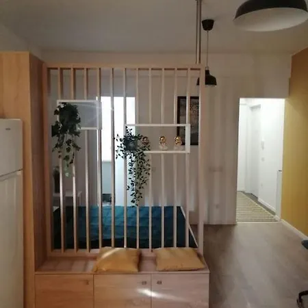 Cozy Up * 부쿠레슈티